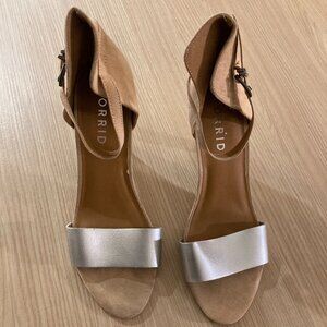 Torrid Nude Faux Suede Silver Metallic Strap Heels Size 11 Ankle Strap 4" Heels
